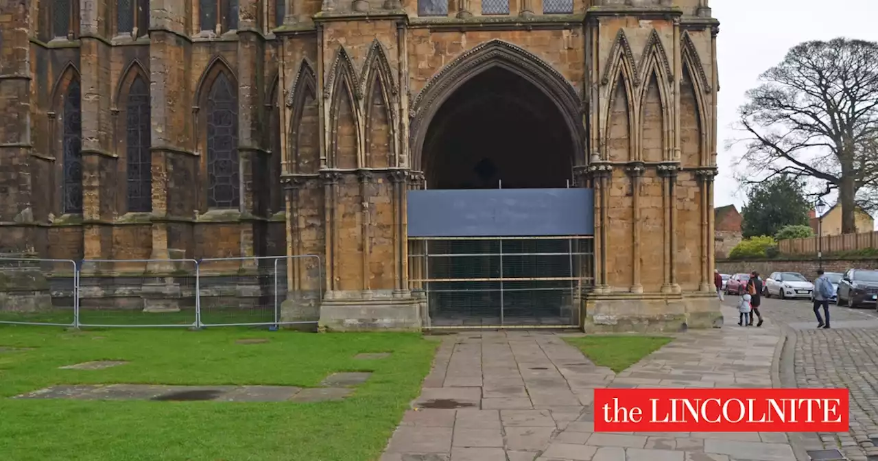 Lincoln Cathedral defends railings plan to deter vandals