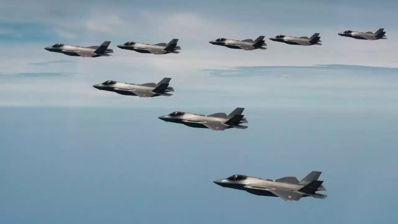 한미, F-35A 연합훈련 최초 실시...北 '전쟁날 위험한 정세'