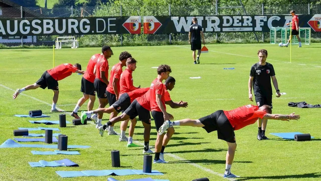 Nach Fan-Protesten – FC Augsburg sagt Test gegen Katar-Klub ab