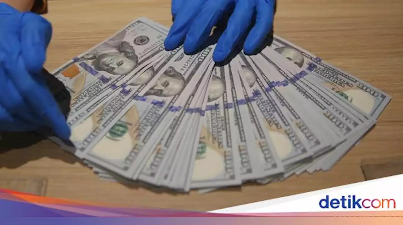 Dolar AS Masih Dekati Rp 15.000 Pagi Ini