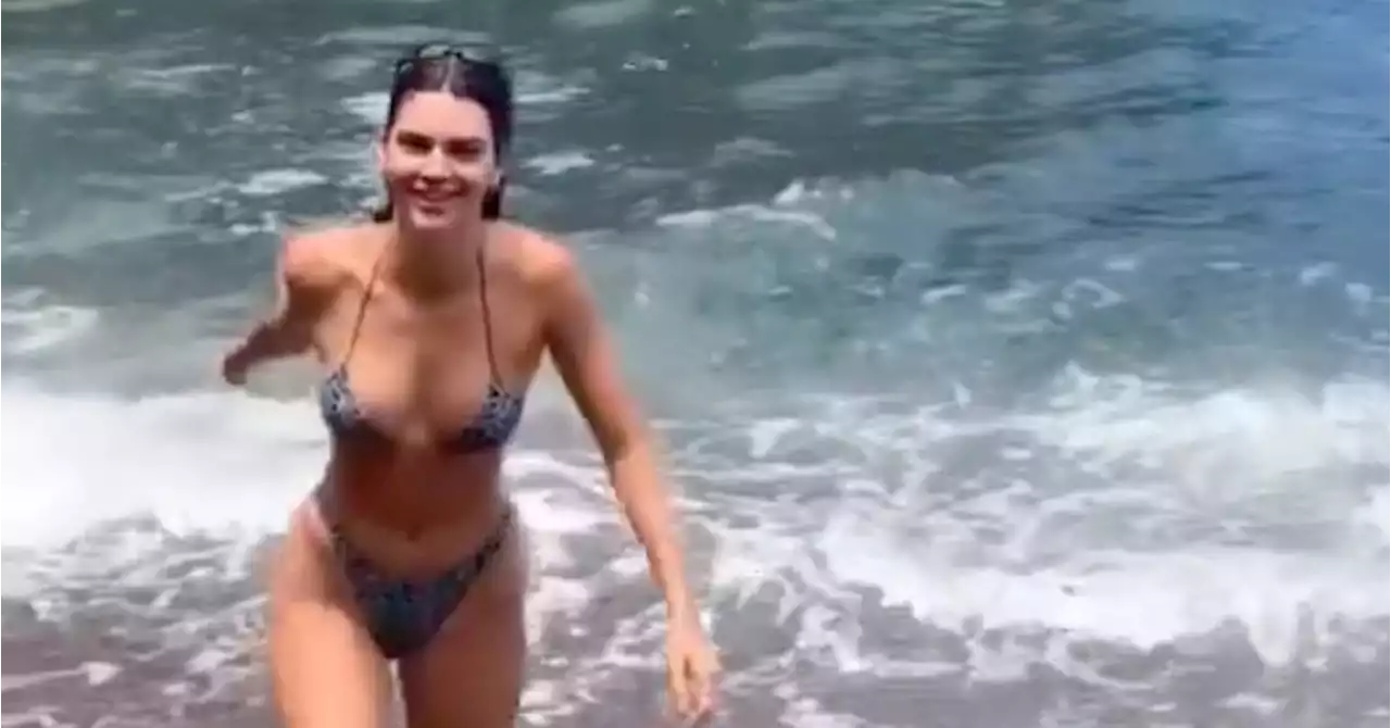 Kendall Jenner Embraces Tropical Vacation After Devin Booker Reunions - E! Online