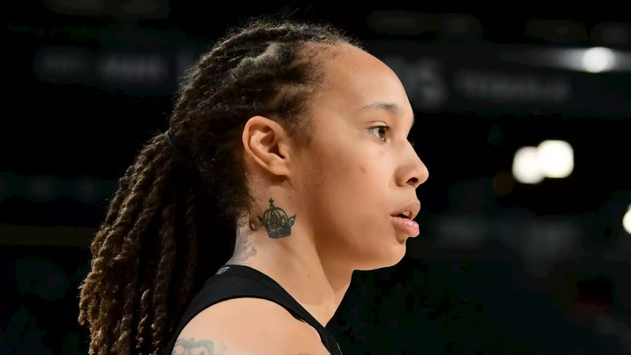 Russian teammate, GM support Griner in court