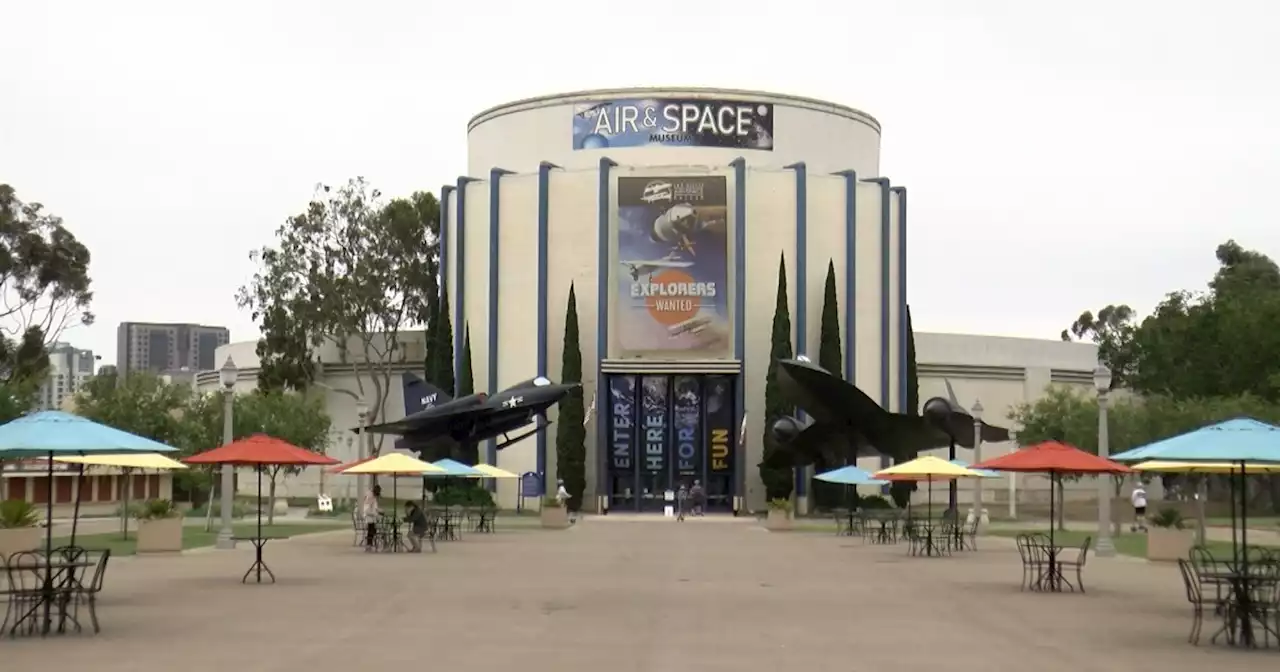 Children learn about the James Webb Space Telescope at Air & Space Museum