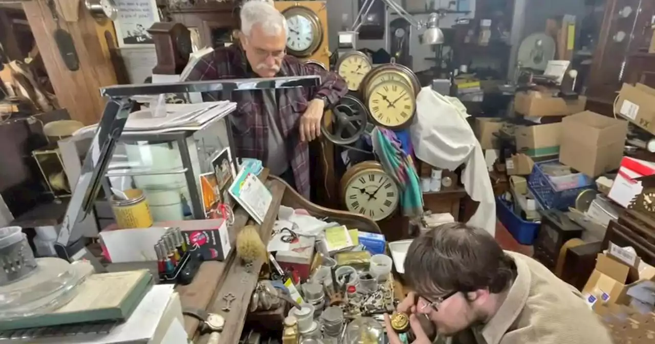 Timepiece puns don't tick off Bay Area clock repairman who's heard 'em all