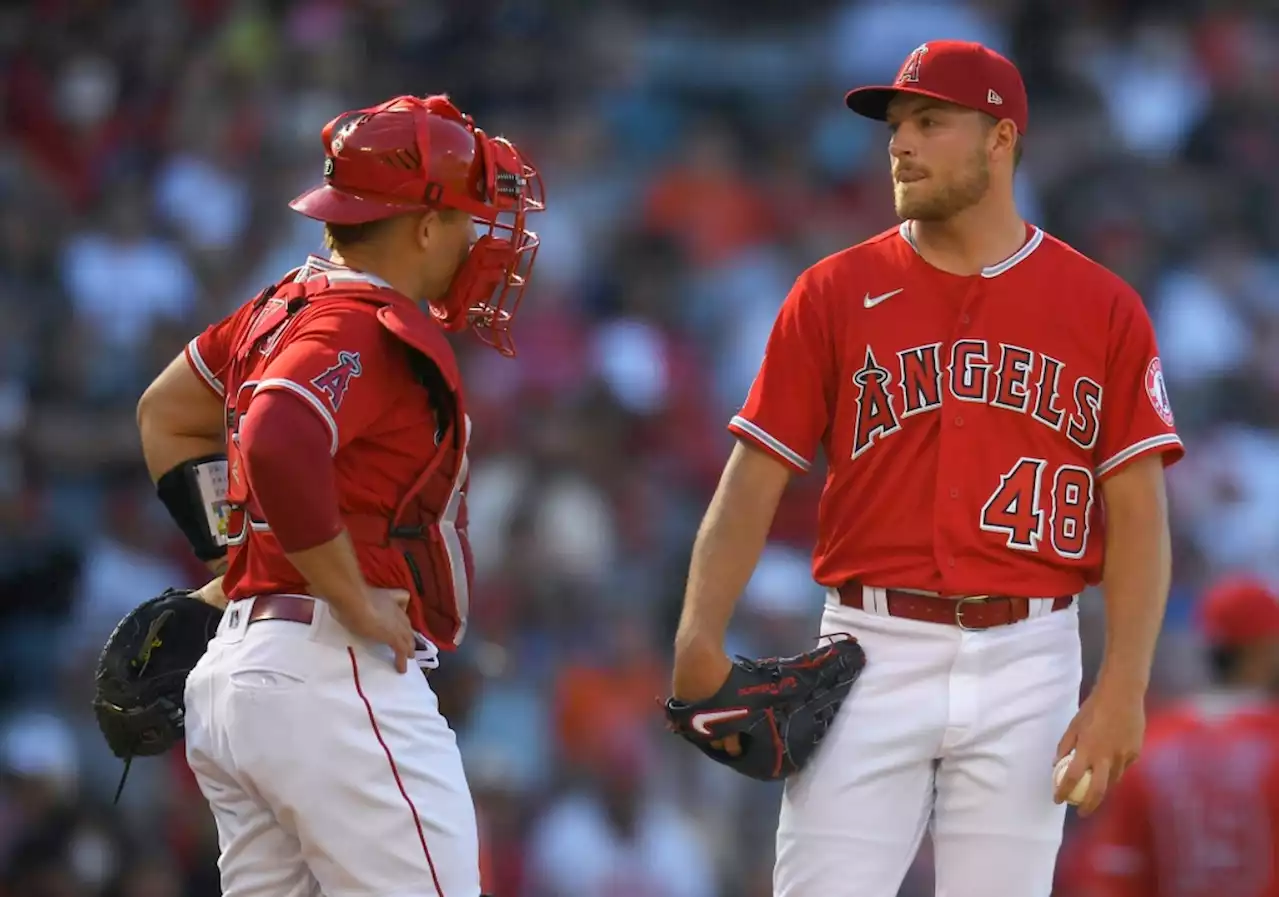 Angels lose to Astros in 10 innings, dropping rubber game of series