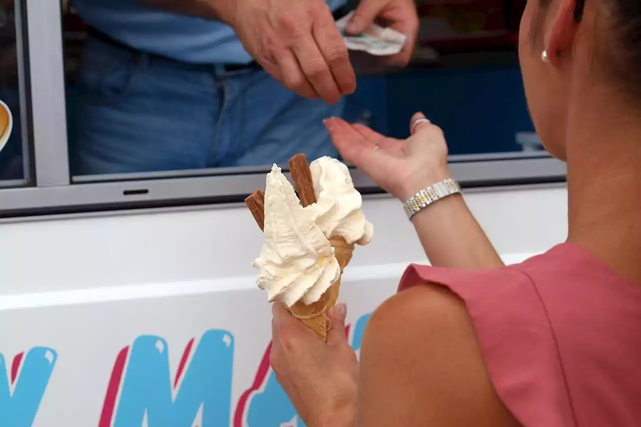 Parents' Facebook fury sparks warning letter from council to Lostock Hall ice cream man