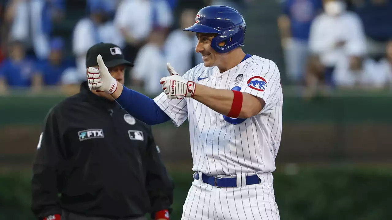 Cubs' Frank Schwindel Returns as Andrelton Simmons Hits IL