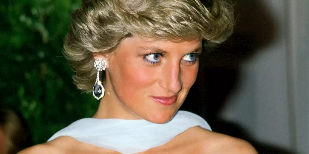 7 beauty products worn by Princess Diana