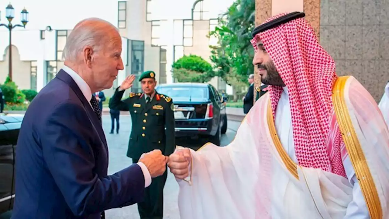 Saudiarabischer Kronprinz begrüßt Biden mit Faustgruß