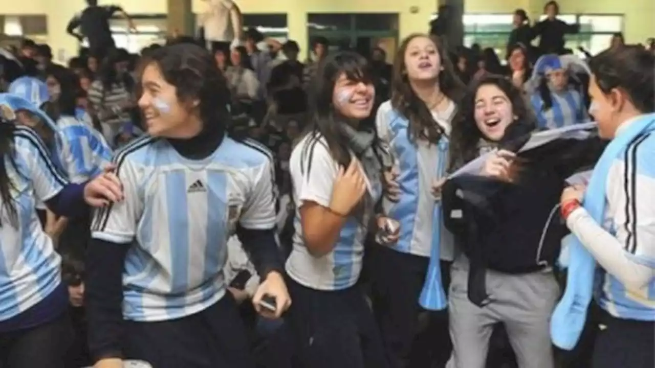 Mundial: Educación fomentará que se transmitan en las escuelas los partidos de la Selección