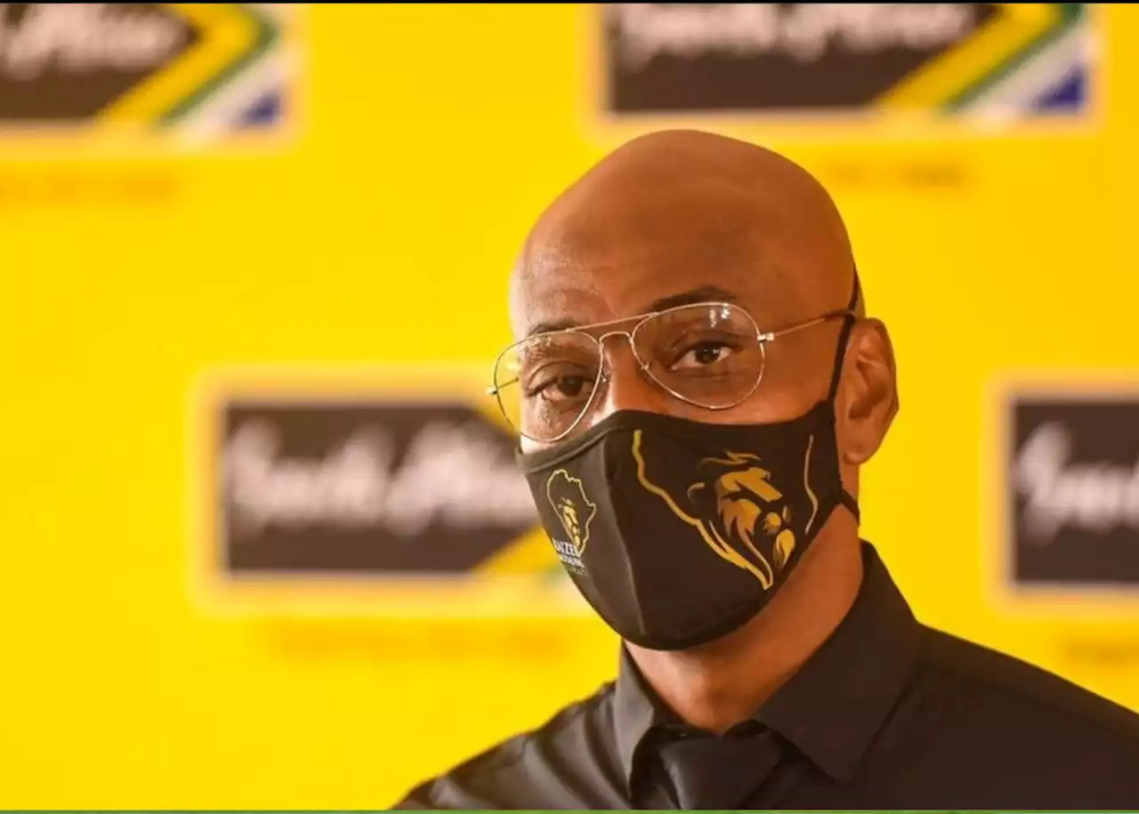 Orlando Pirates legend heaps praise on Kaizer Chiefs!