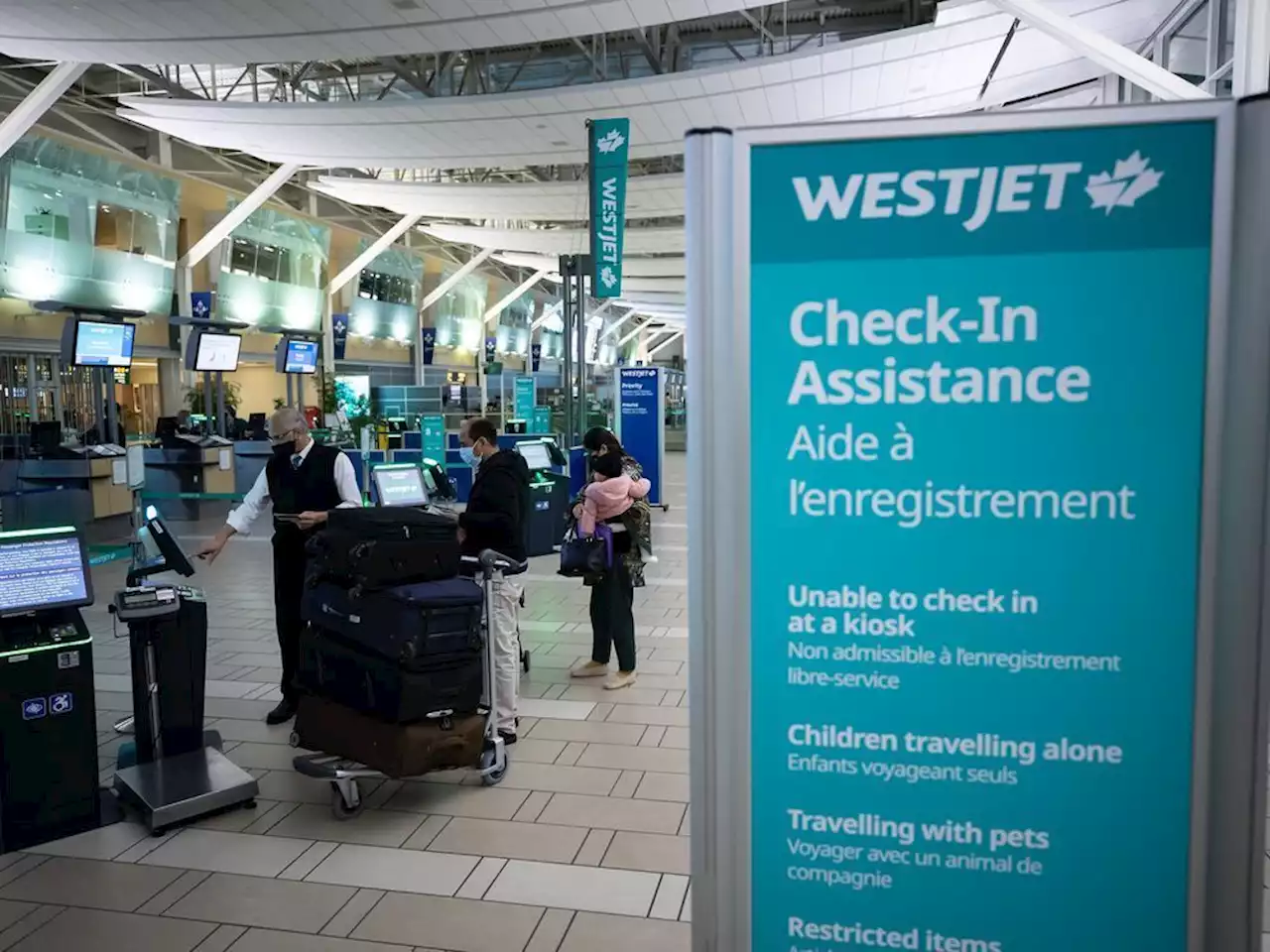 WestJet, NAV Canada system outages snarl air travel across country