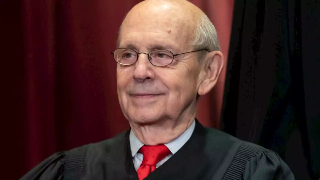 Retired Justice Stephen Breyer joins Harvard law faculty