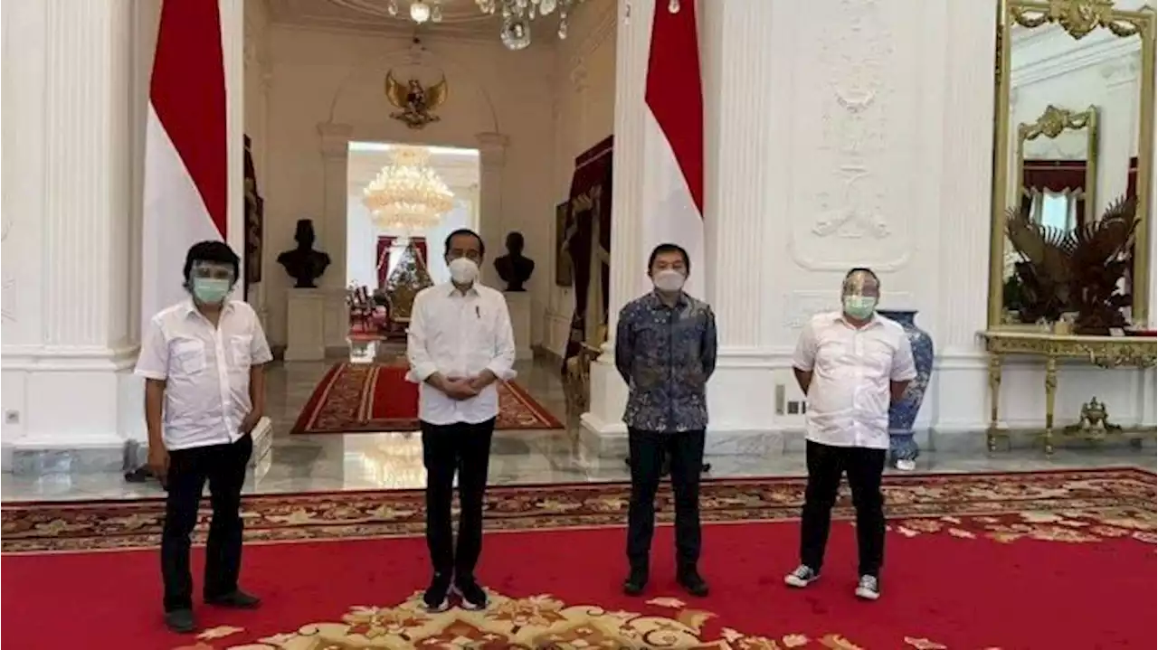 Jokowi Ketemu Adian Napitupulu Cs di Istana, Ini yang Dibahas