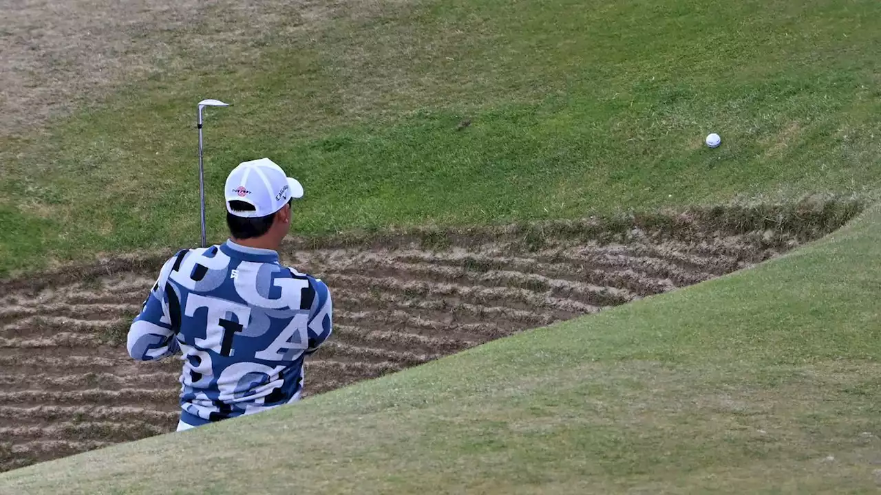 2022 British Open: Watch Si Woo Kim's amazing bunker save