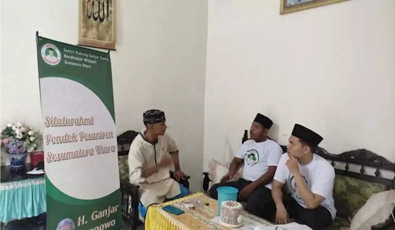 Santri Dukung Ganjar Kunjungi Berbagai Pesantren di Sumut