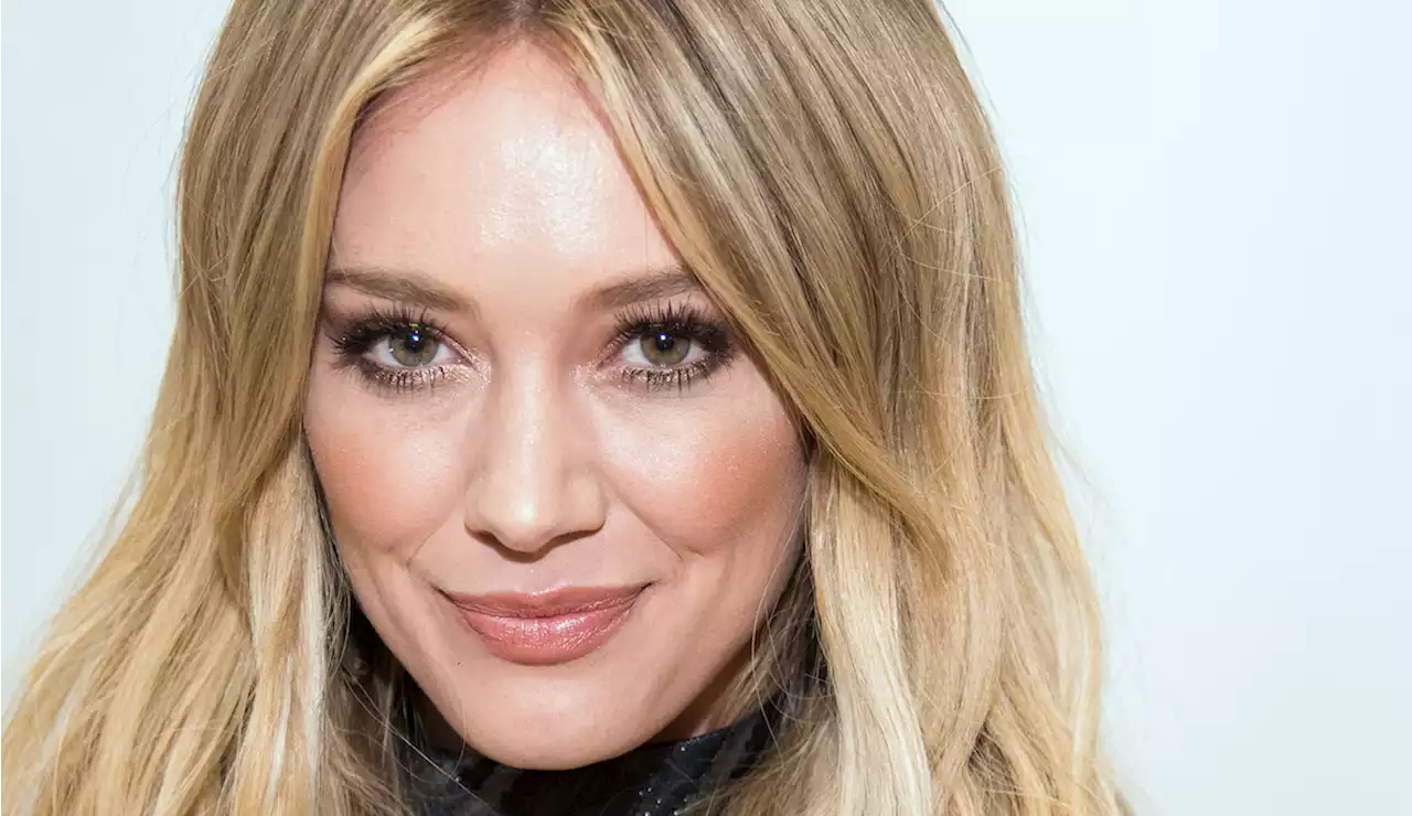 Hilary Duff's Leggings Are Deceptively Perfect for Summer | Well+Good