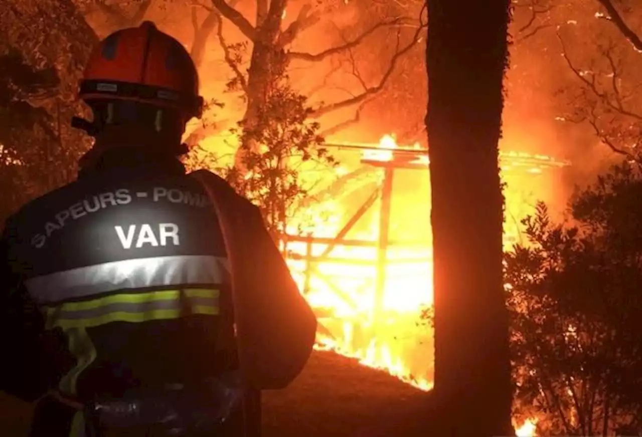 Kebakaran Hutan Meluas di Barat Daya Prancis, 10.000 Hektare Terbakar