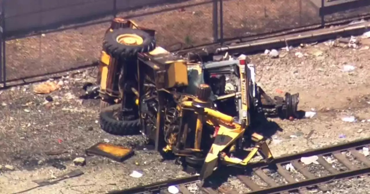 2 injured in Amtrak train collision with excavator in East Oakland; diesel fuel spilled