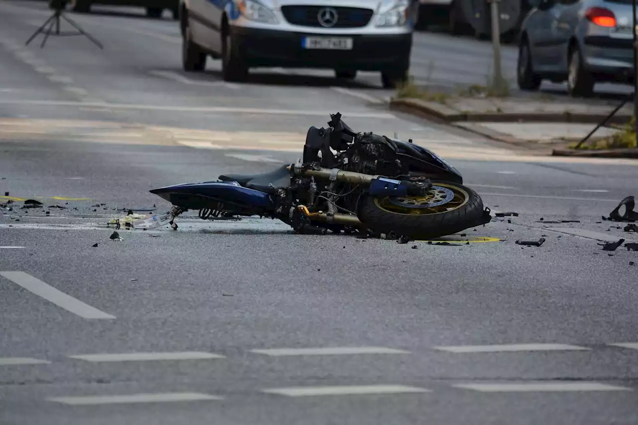 Technician dies, back riders hurt in motorcycle crash in Quezon