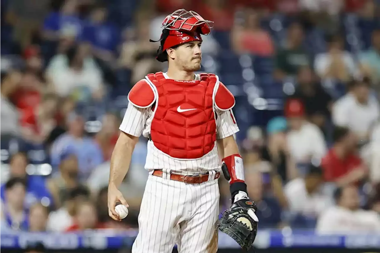 Phillies’ J.T. Realmuto tries to clarify his ‘little bit of money’ comment