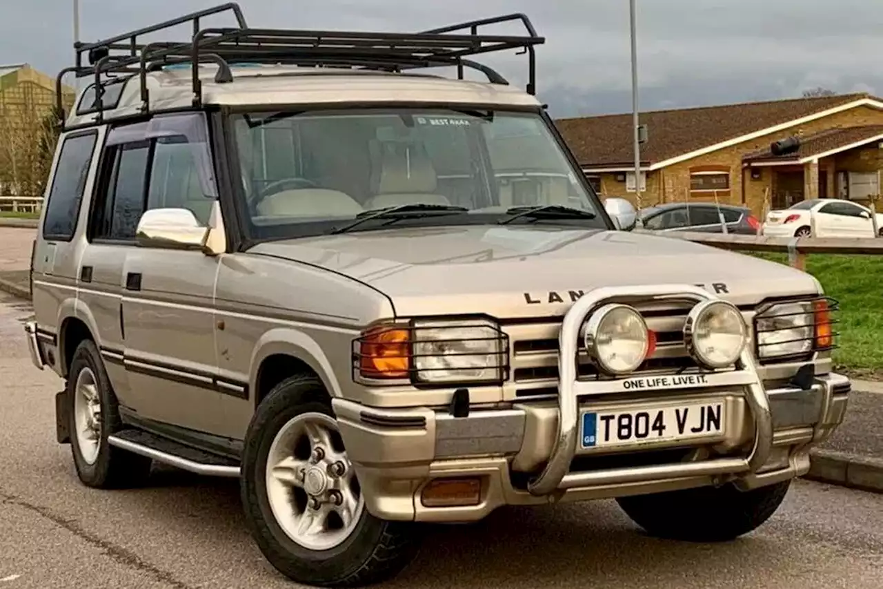 Land Rover Discovery V8 (L318) | The Brave Pill