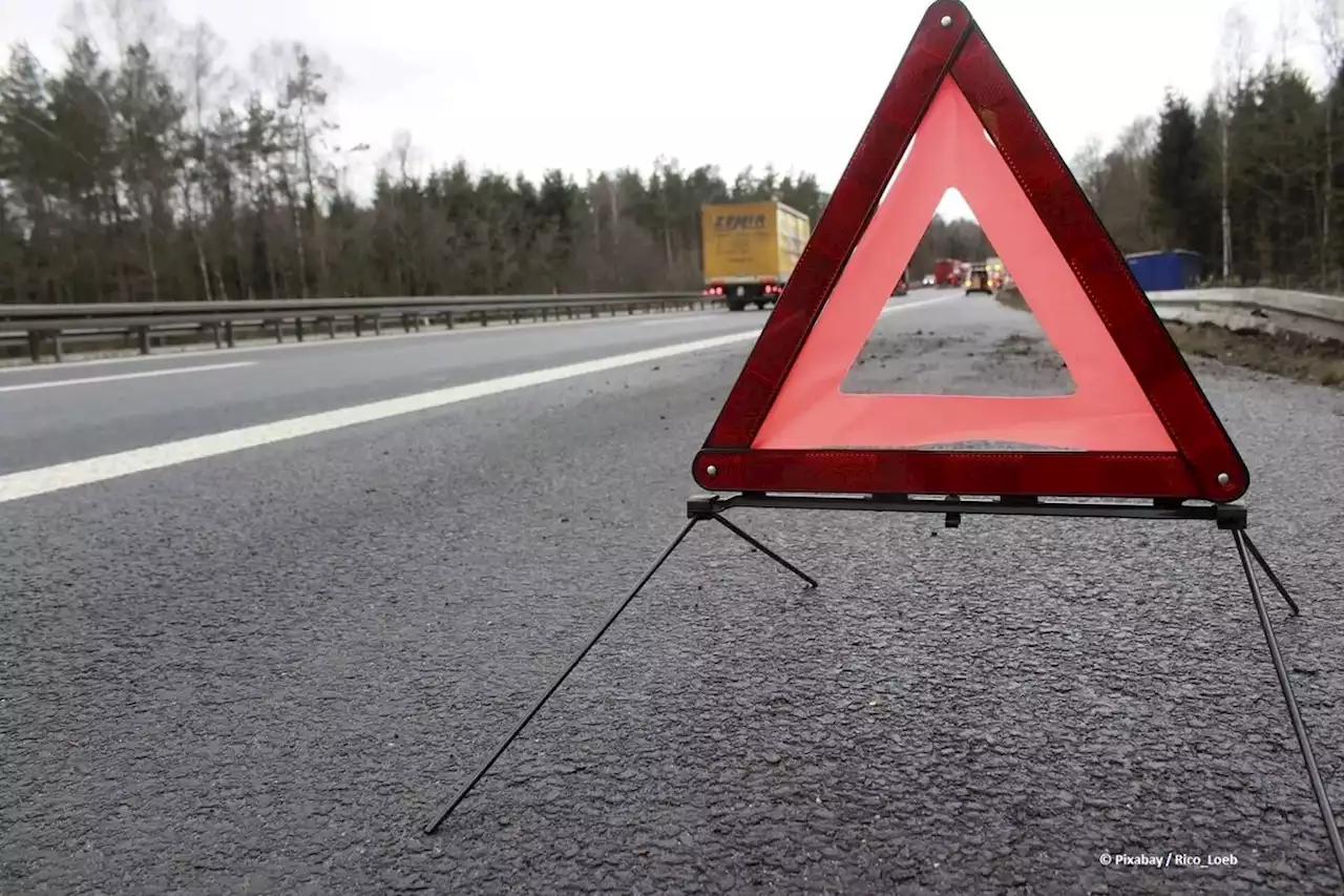 Годовалый мальчик и два фельдшера пострадали в ДТП в Омской области