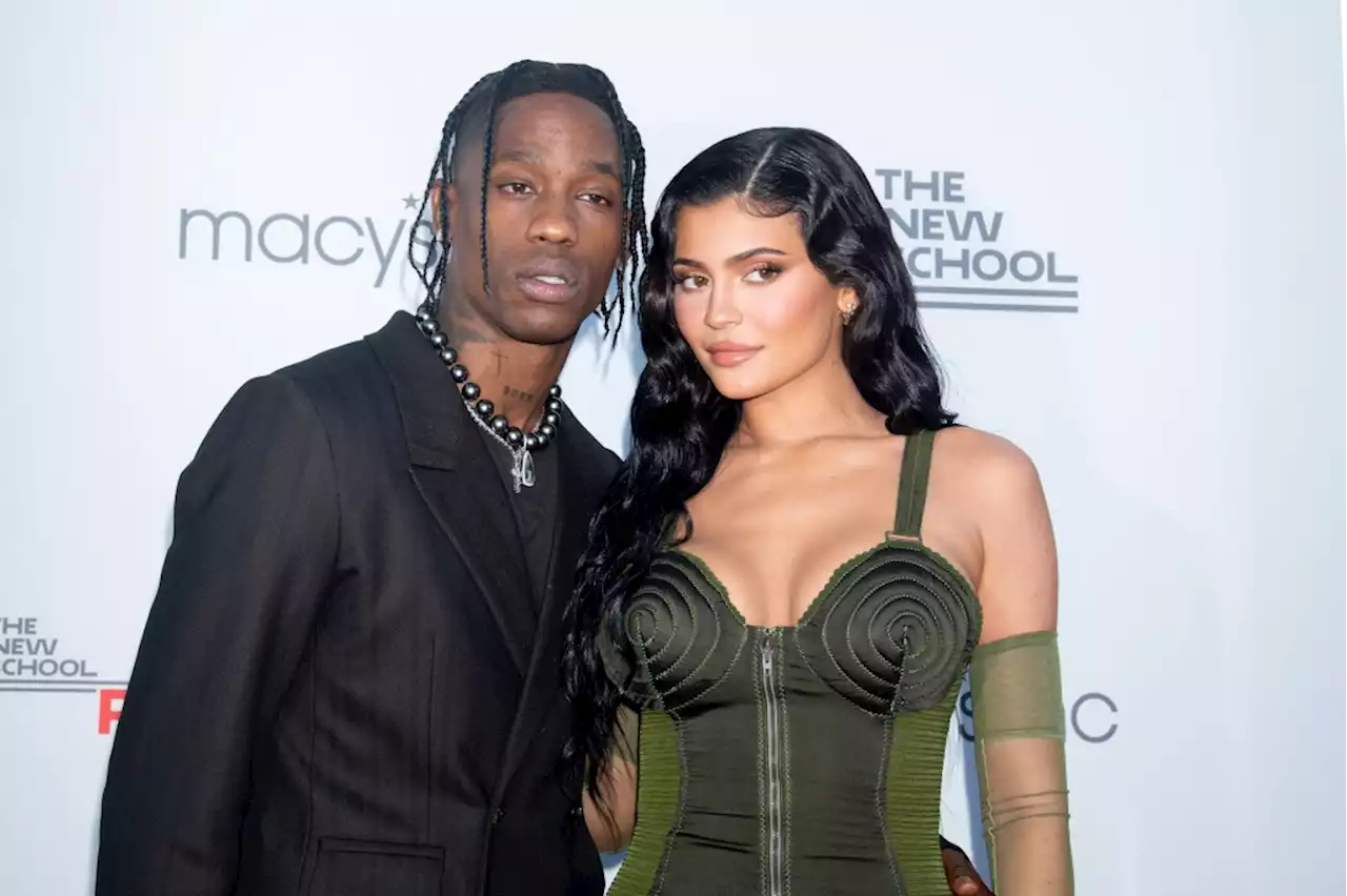 Kylie Jenner & Travis Scott Spend Educational Family Time with Stormi & Make ‘Hot Lava’!