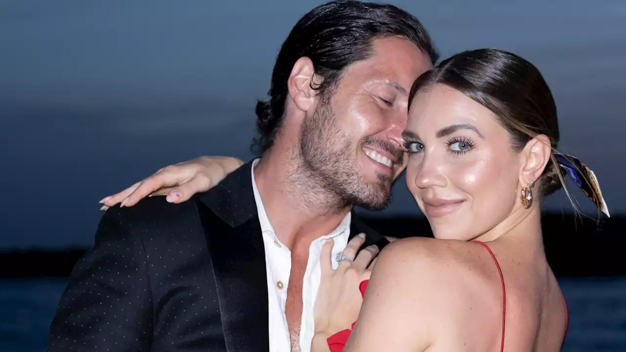 DWTS Pros Jenna Johnson & Val Chmerkovskiy Expecting Their First Child