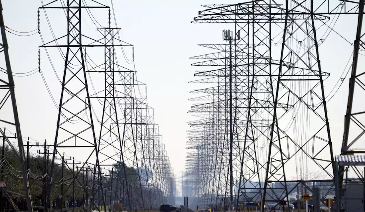 Twisting in the wind: Texas faces blackouts as heat wave strains windmill-reliant power grid