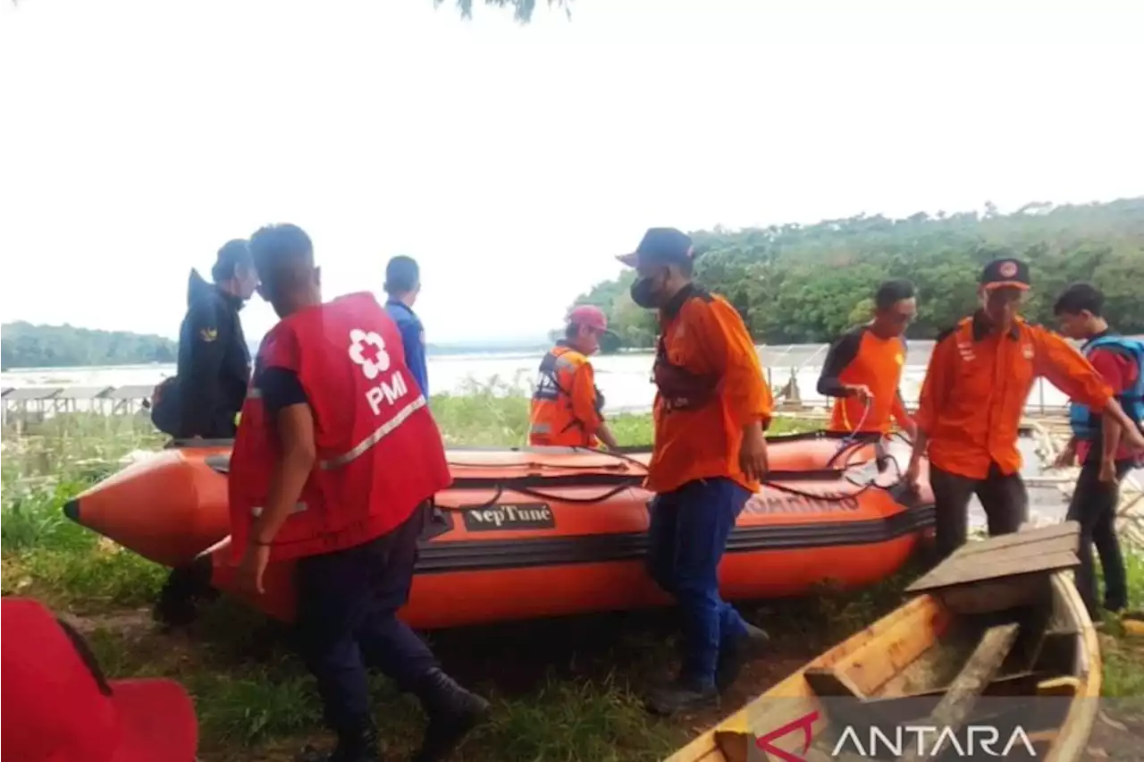 SAR gabungan masih cari korban terseret arus Sungai Cianjur