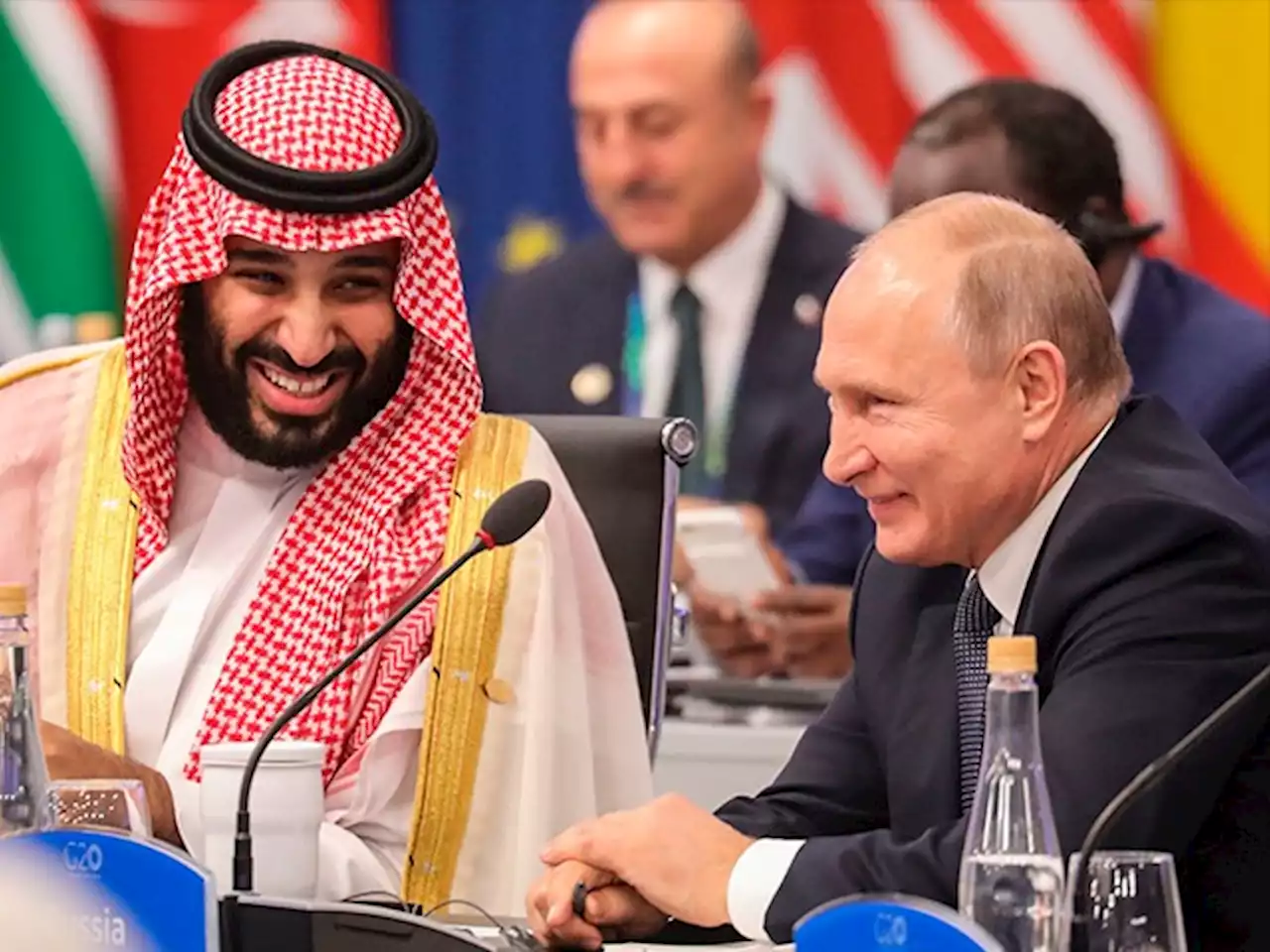 Report: Saudi Arabia Doubling Purchases of Cheap Russian Oil