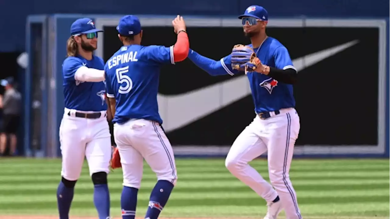 Toronto Blue Jays beat shorthanded Royals 4-2 to claim the four-game series