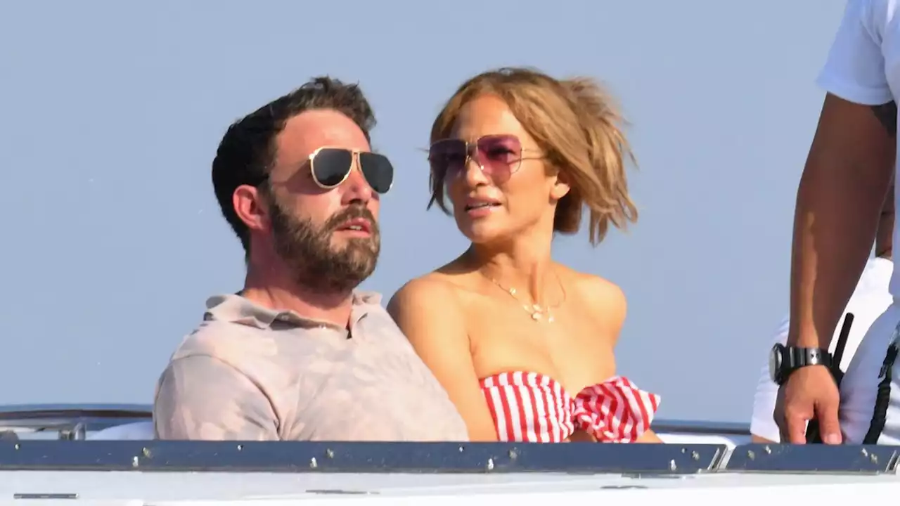 Jennifer Lopez Is Now (Gasp!) 'Jennifer Affleck'