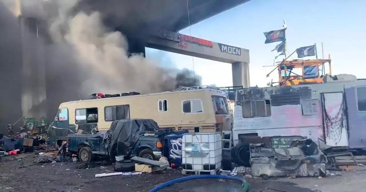 Caltrans to close troubled homeless encampment in West Oakland following fire