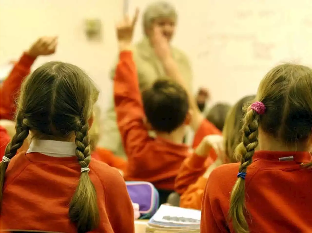 Could schools close due to the heatwave? Current rules and advice for teachers and parents