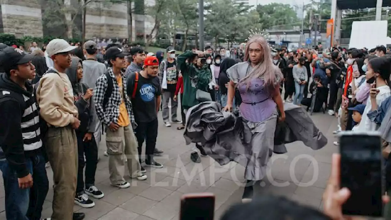 Gaya Modis Para Remaja SCBD di Citayam Fashion Week