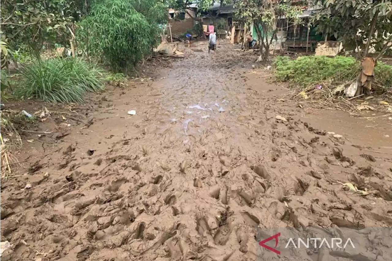 Bupati Garut: Kampung yang rawan banjir harus dikosongkan