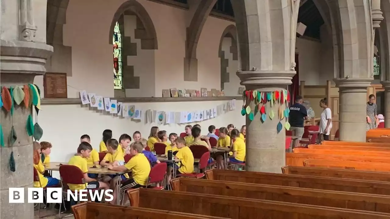 Horsforth school holds classes in church as others close to beat heat