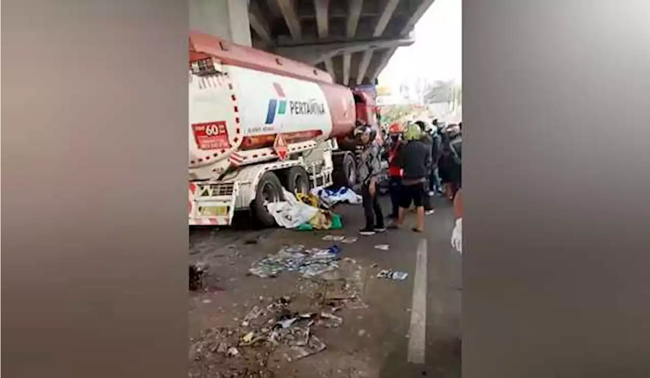 Korban Meninggal dalam Tabrakan Maut di Cibubur Bertambah