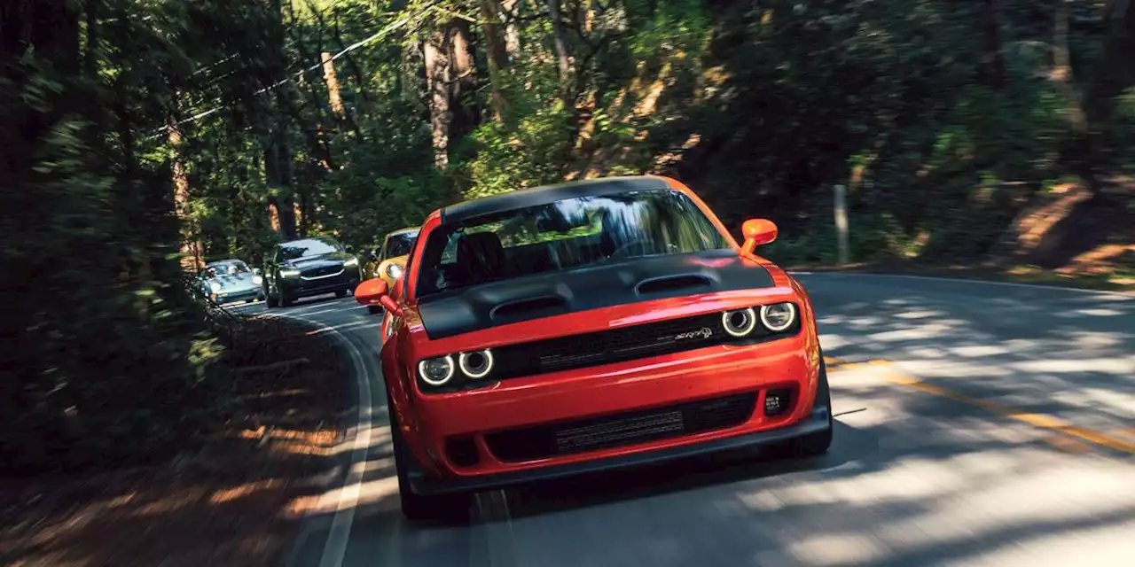 Dodge Reportedly Planning a Challenger with 909 HP That Runs on E85