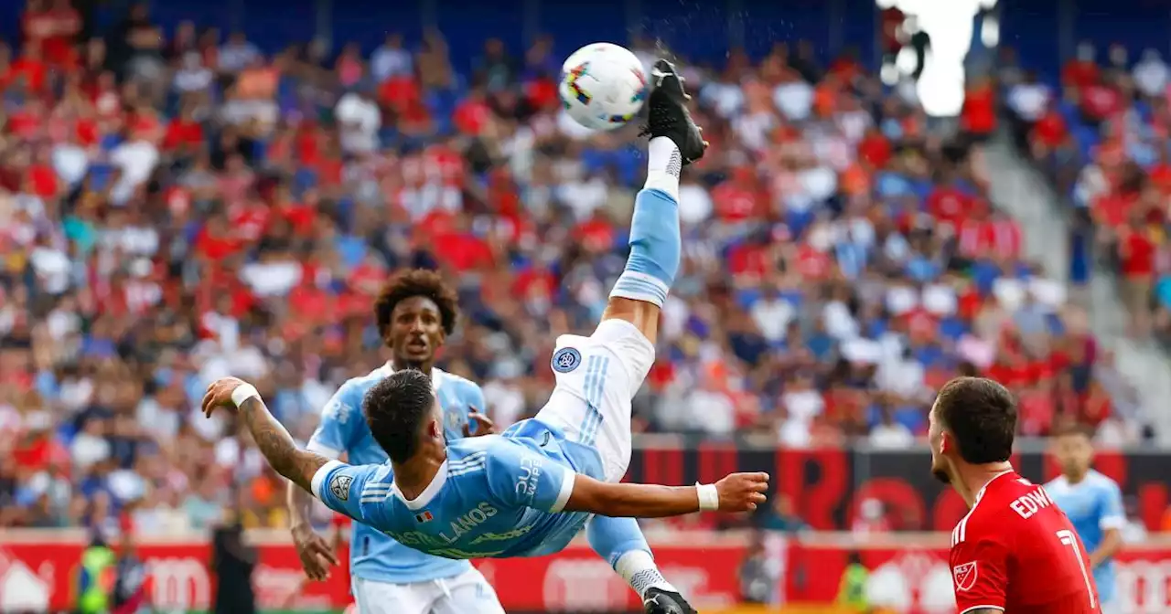 Castellanos, Johnson help NYCFC beat Red Bulls