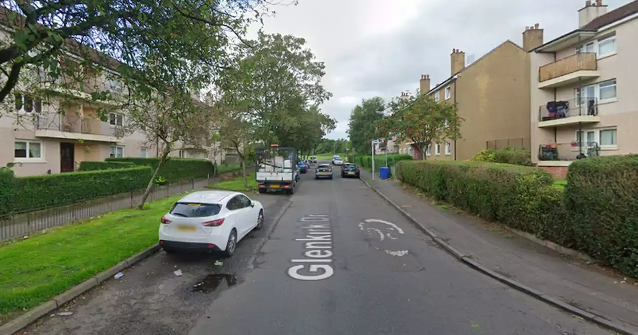 Glasgow cop seriously injured after officers called to Drumchapel 'rammy'