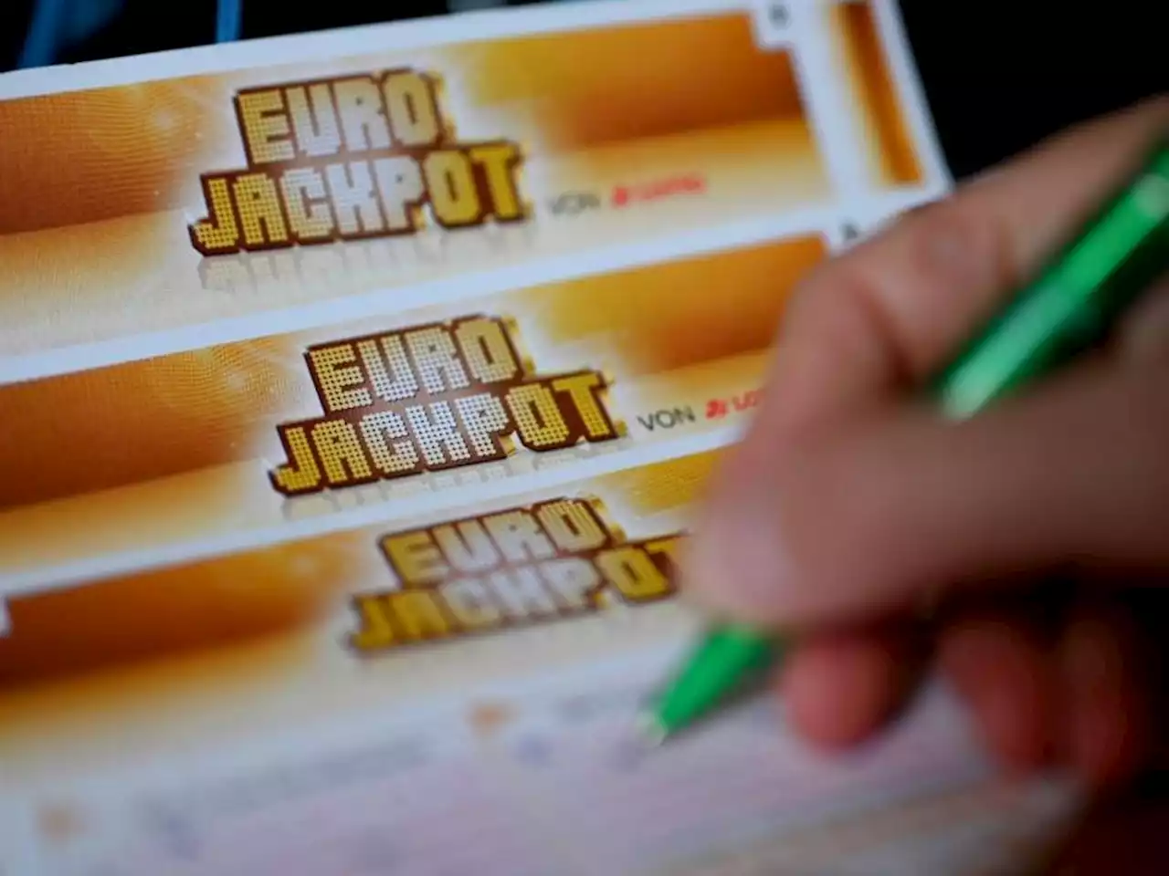 Rund 117 Millionen Euro: Eurojackpot nicht geknackt - am Dienstag neue Chance - idowa