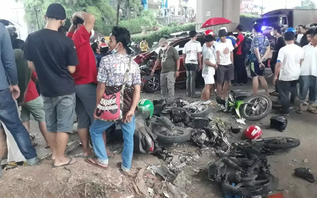 Kecelakaan Maut di Cibubur, 10 Korban Meninggal, 5 Luka-Luka, Sopir Truk Diamankan