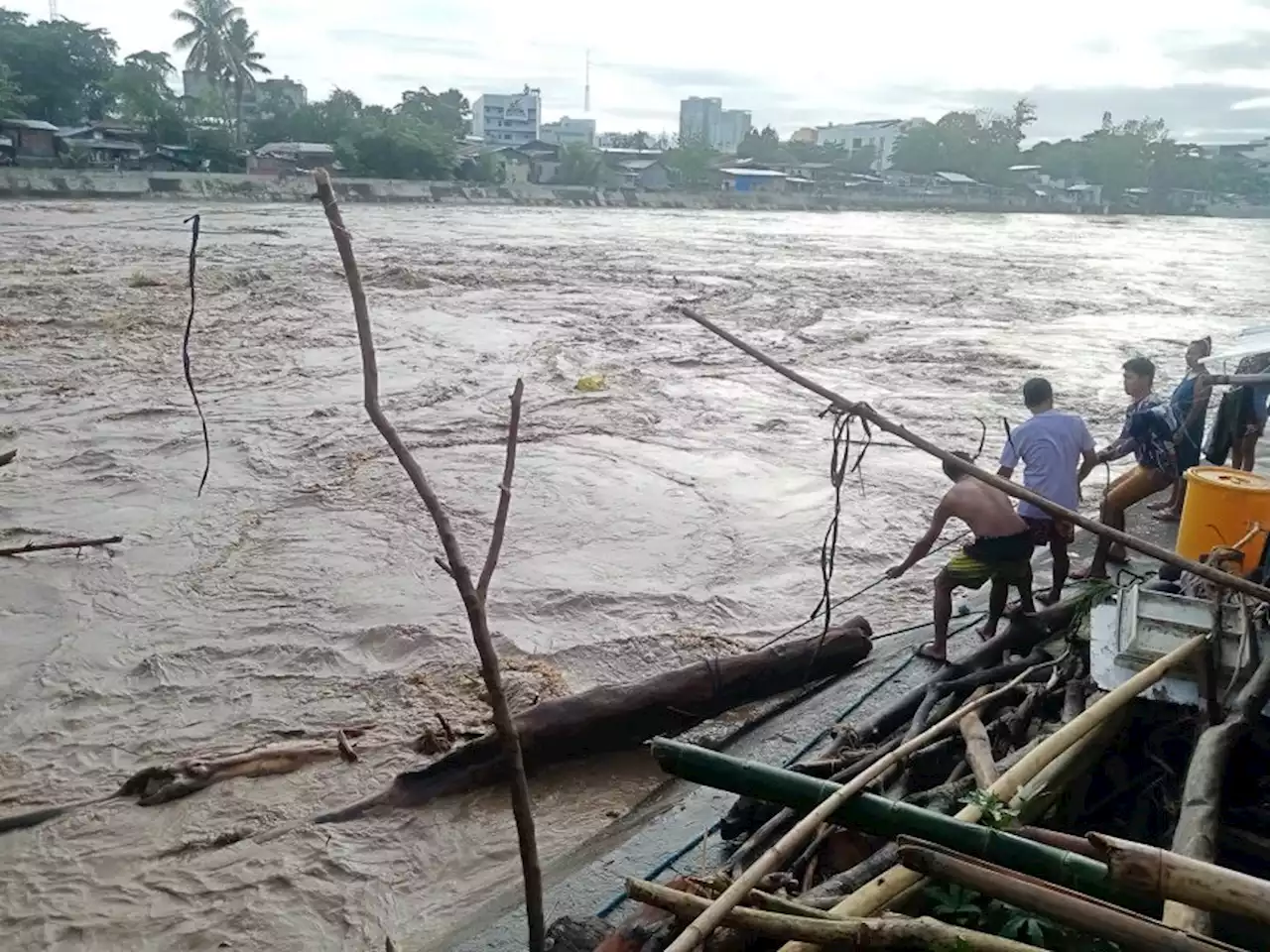 Diarrhea outbreak in Davao possibly caused by water contamination due to flooding