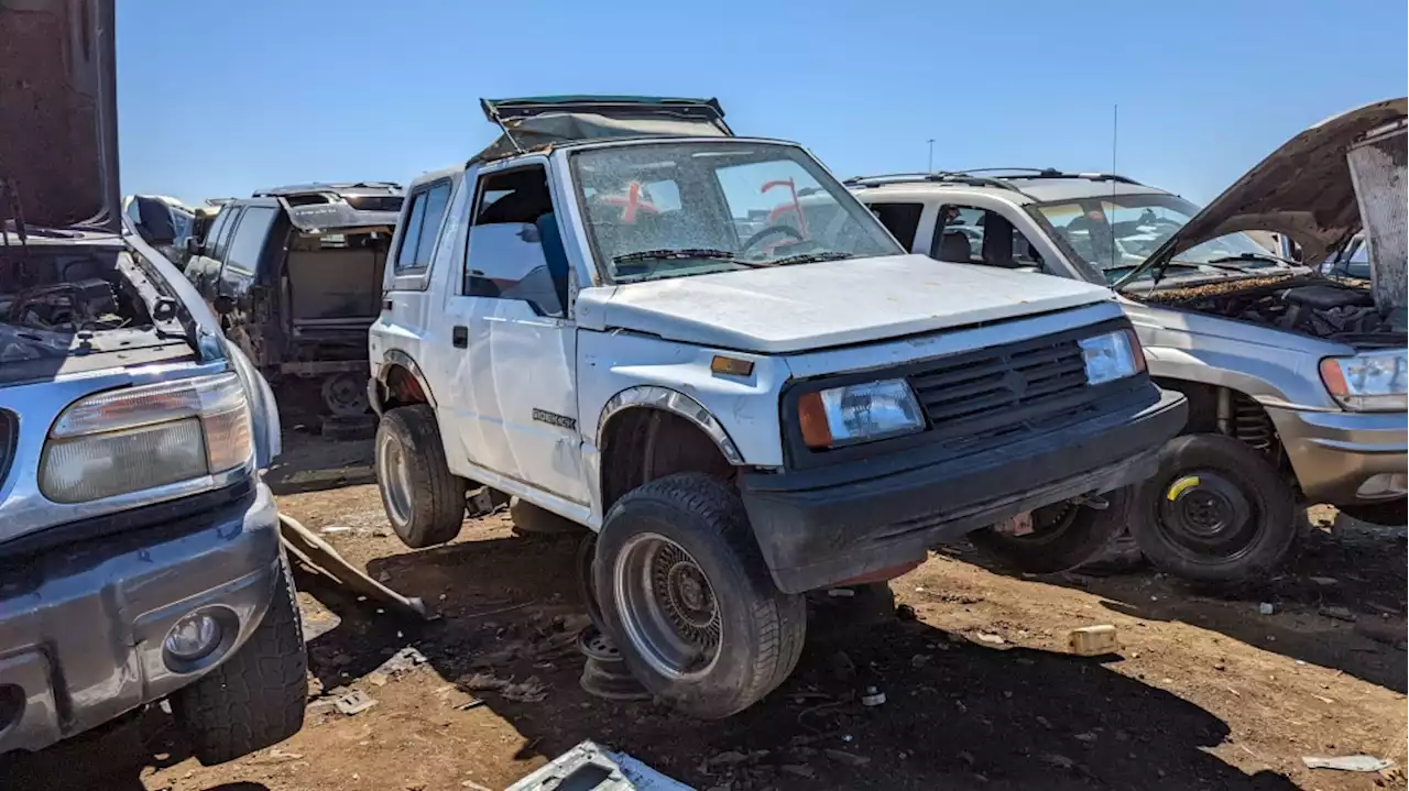 Junkyard Gem: 1990 Suzuki Sidekick Convertible