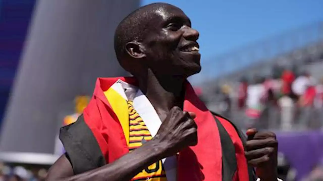 Uganda's Cheptegei retains world 10,000 title in US race