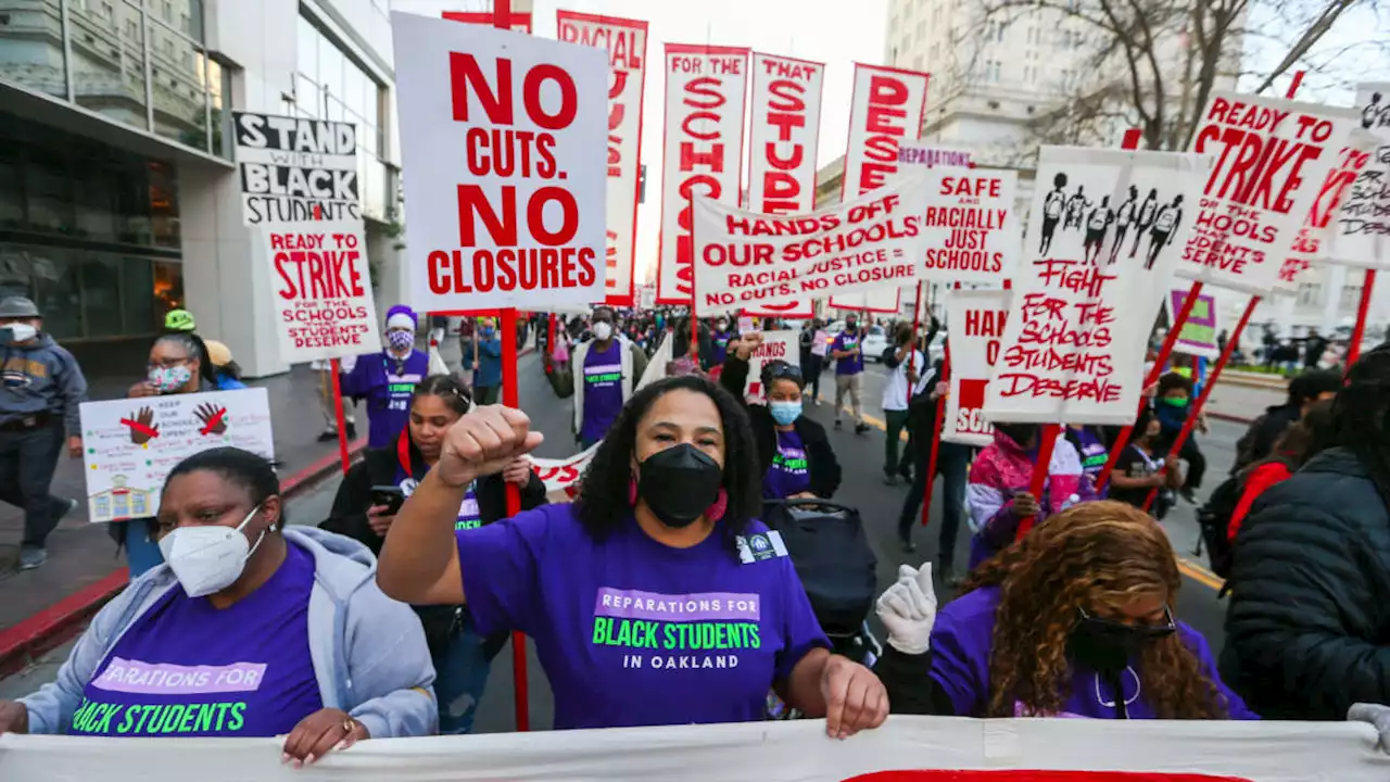 Oakland Parents Occupy Elementary School to Prevent Its Closure