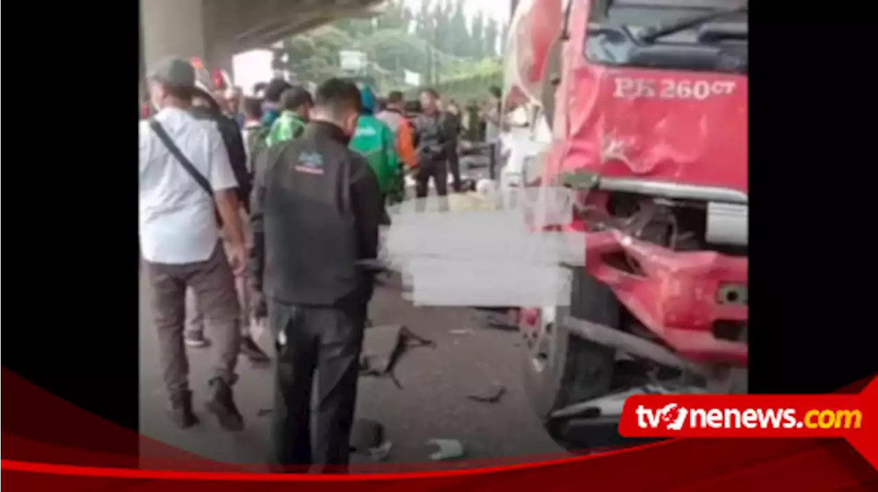 Kecelakaan Maut Truk Tangki Pertamina Tabrak Mobil dan Motor di Cibubur, Netizen Soroti Turunan Sebelum Lampu Merah: Ada Truk Rem Blong Banyak Korban